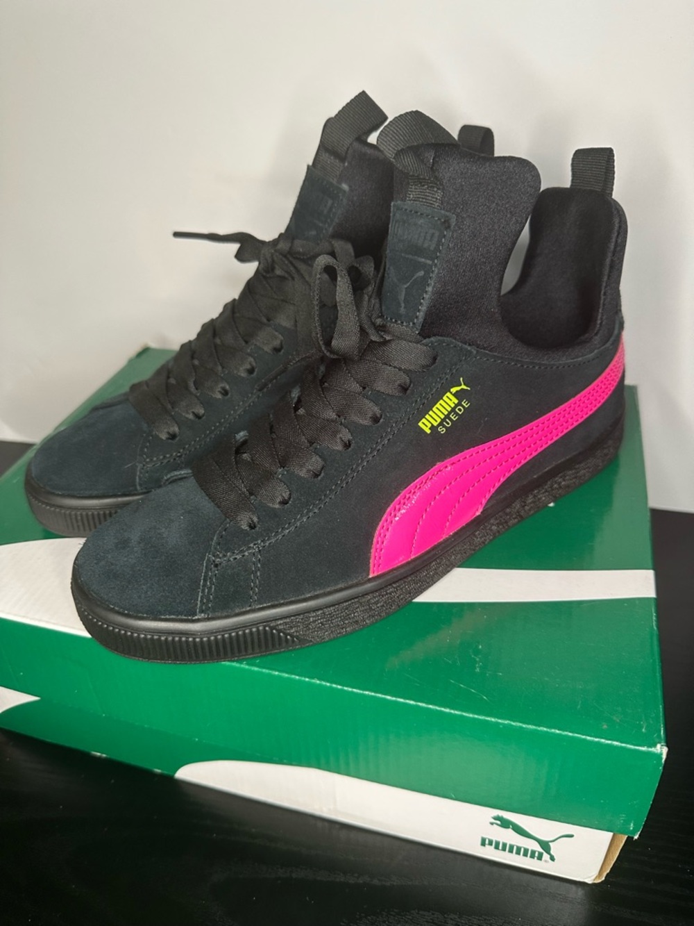 PUMA Suede Fierce Patent Block Jr. Black and Pink Big Kids Sneakers Size 7C